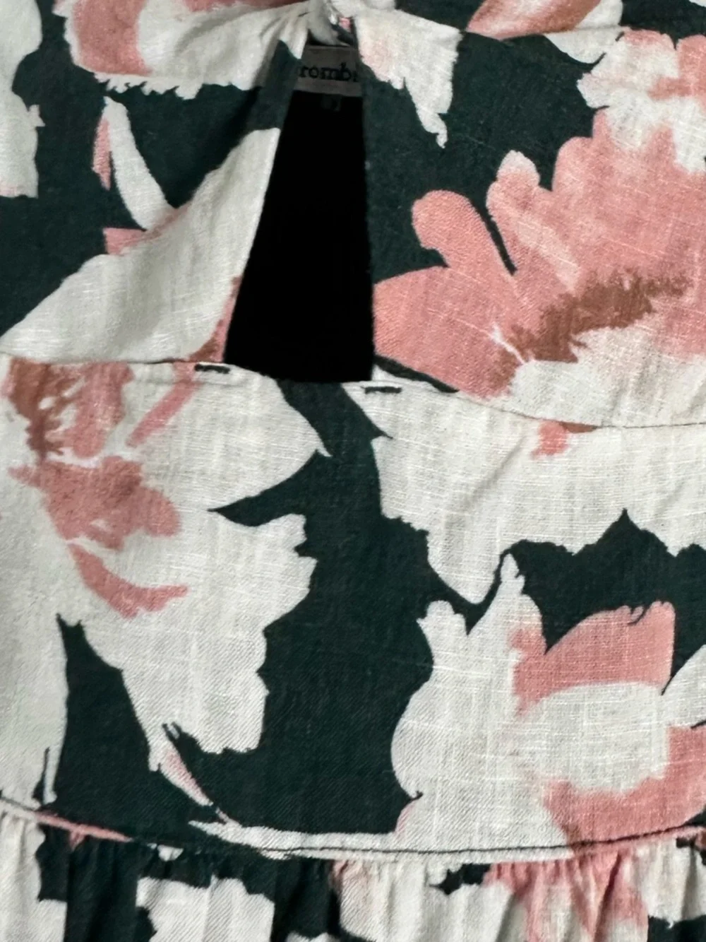 Abercrombie & Fitch Knotted Halter Maxi Dress Cutout Strapless Floral Size XS